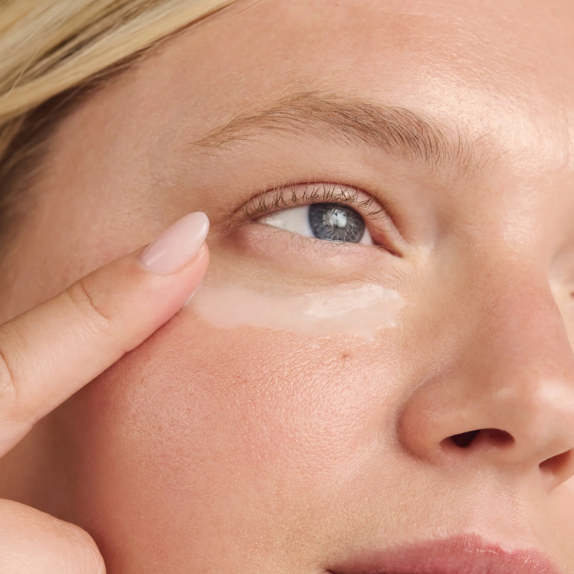 Brightening Eye Cream - Image 6